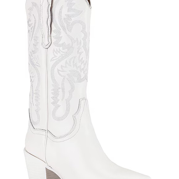 BRAND NEW Dagget Boot in White Combo
Jeffrey Campbell NWT - Picture 3 of 11